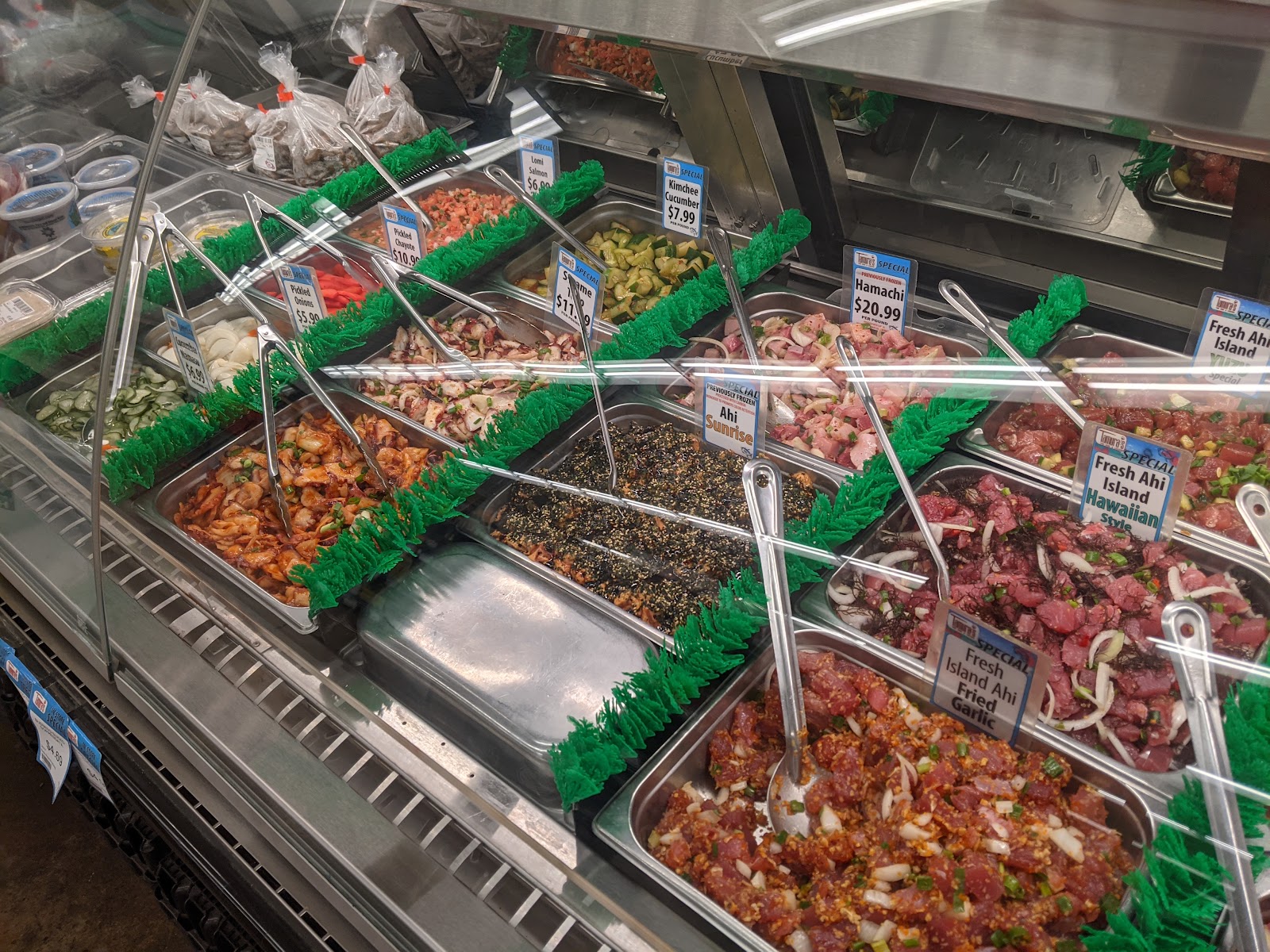 Tamura's Fine Wine & Liquors - Aiea, HI photo 10