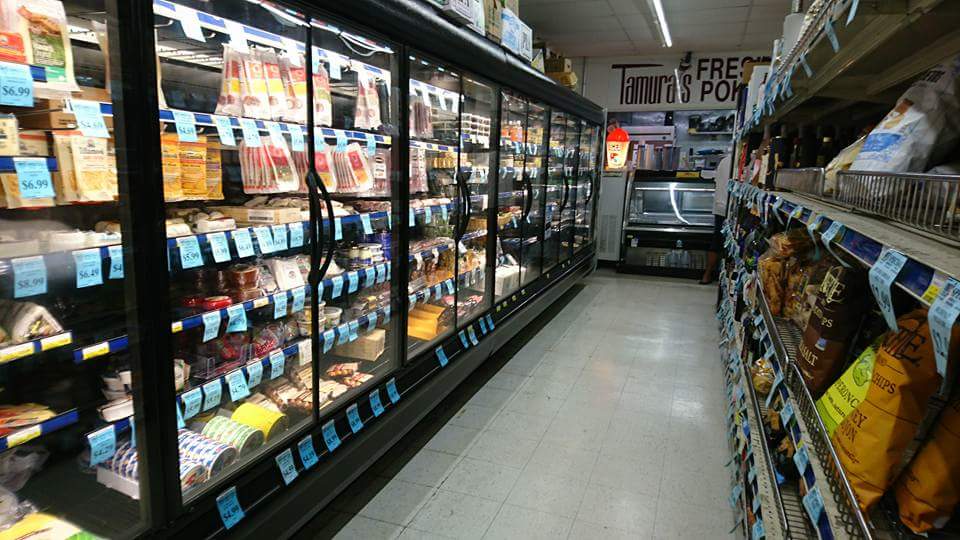 Tamura's Fine Wine & Liquors - Honolulu, HI (Waialae Ave) photo 3