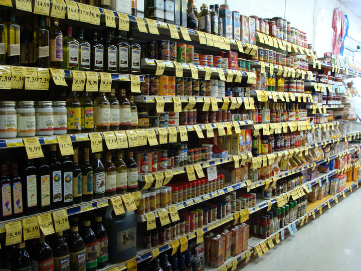 Tamura's Fine Wine & Liquors - Honolulu, HI (Waialae Ave) photo 9