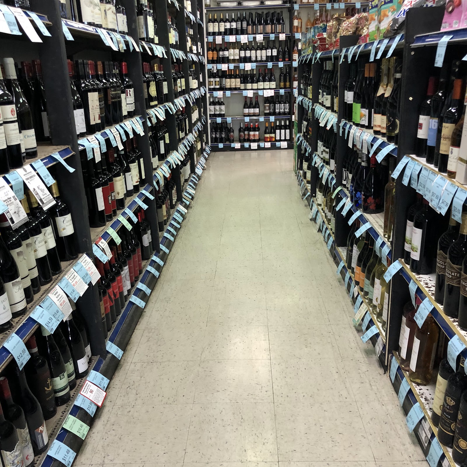 Tamura's Fine Wine & Liquors - Kailua, HI photo 8