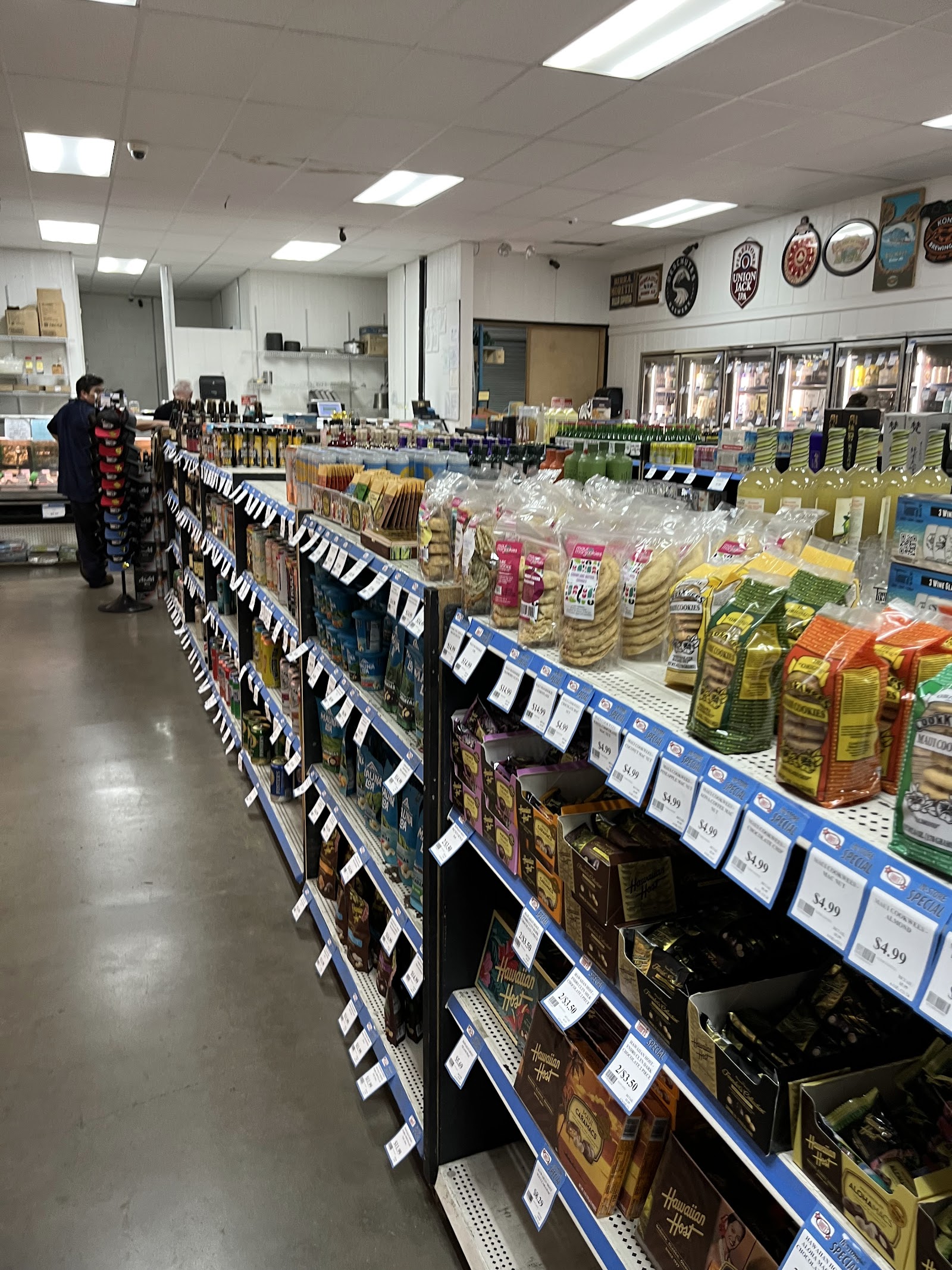 Tamura's Fine Wine & Liquors Kihei photo 4