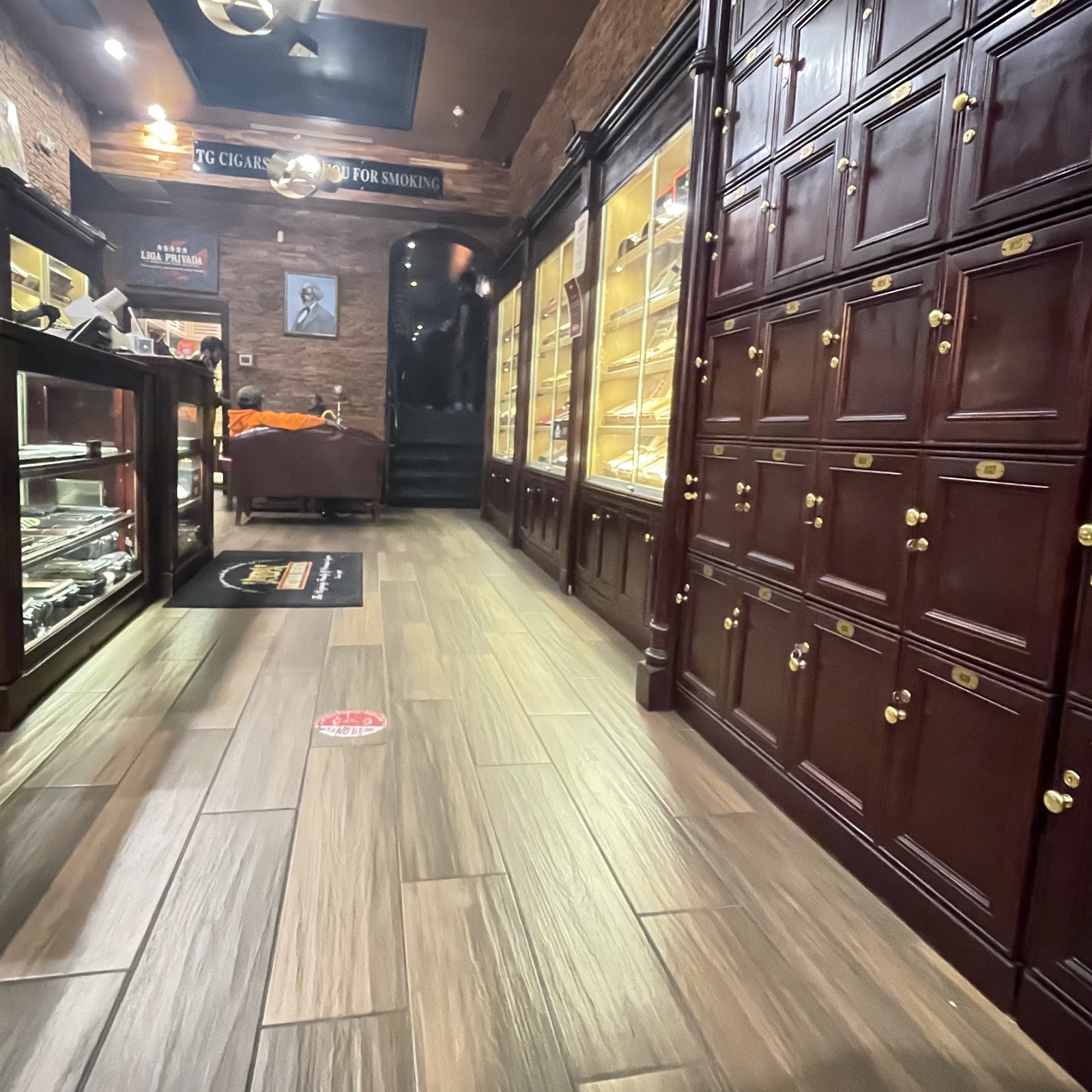 TG Cigars Inc photo 10