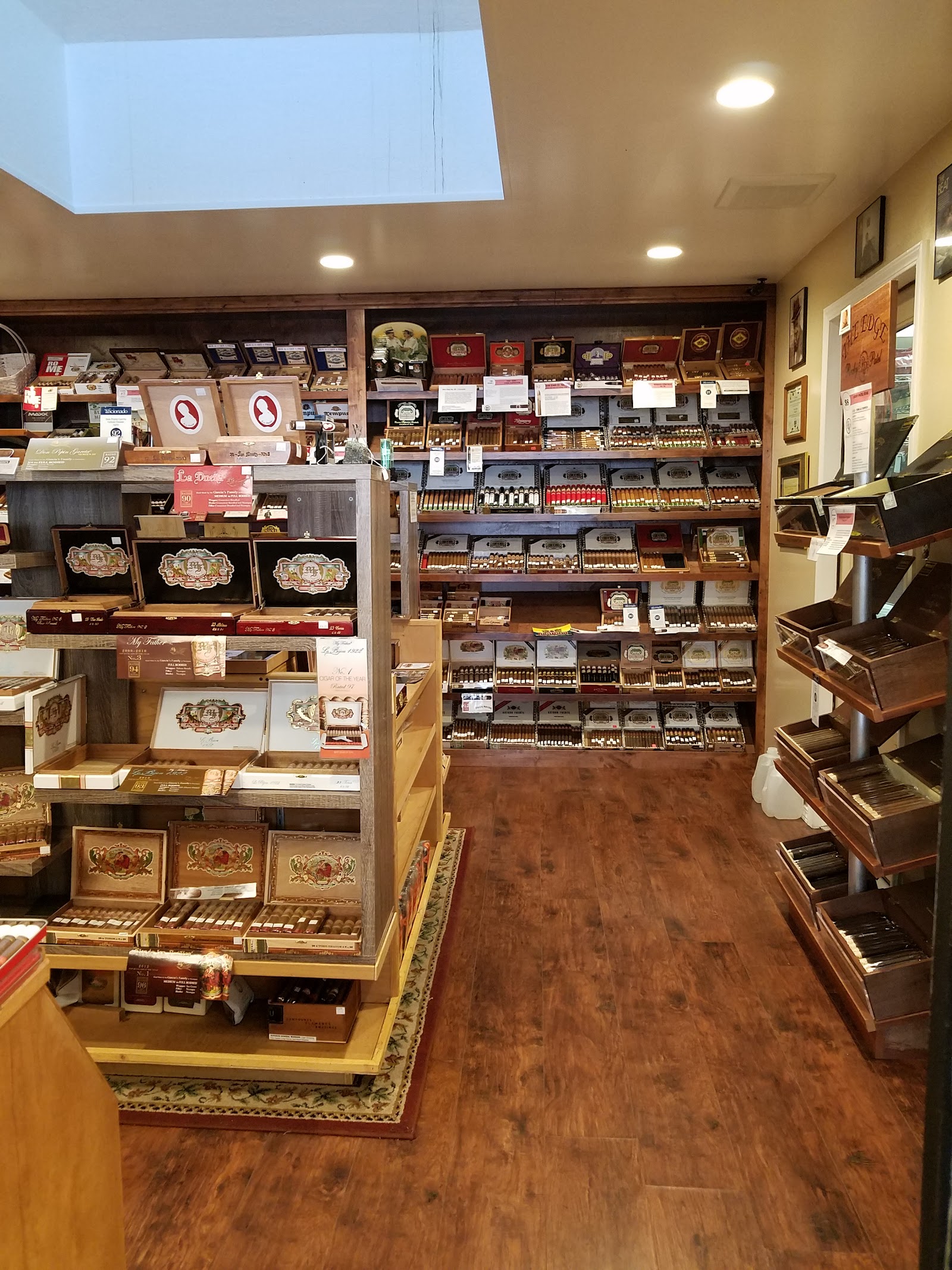 The Bell Pipe Shop photo 4