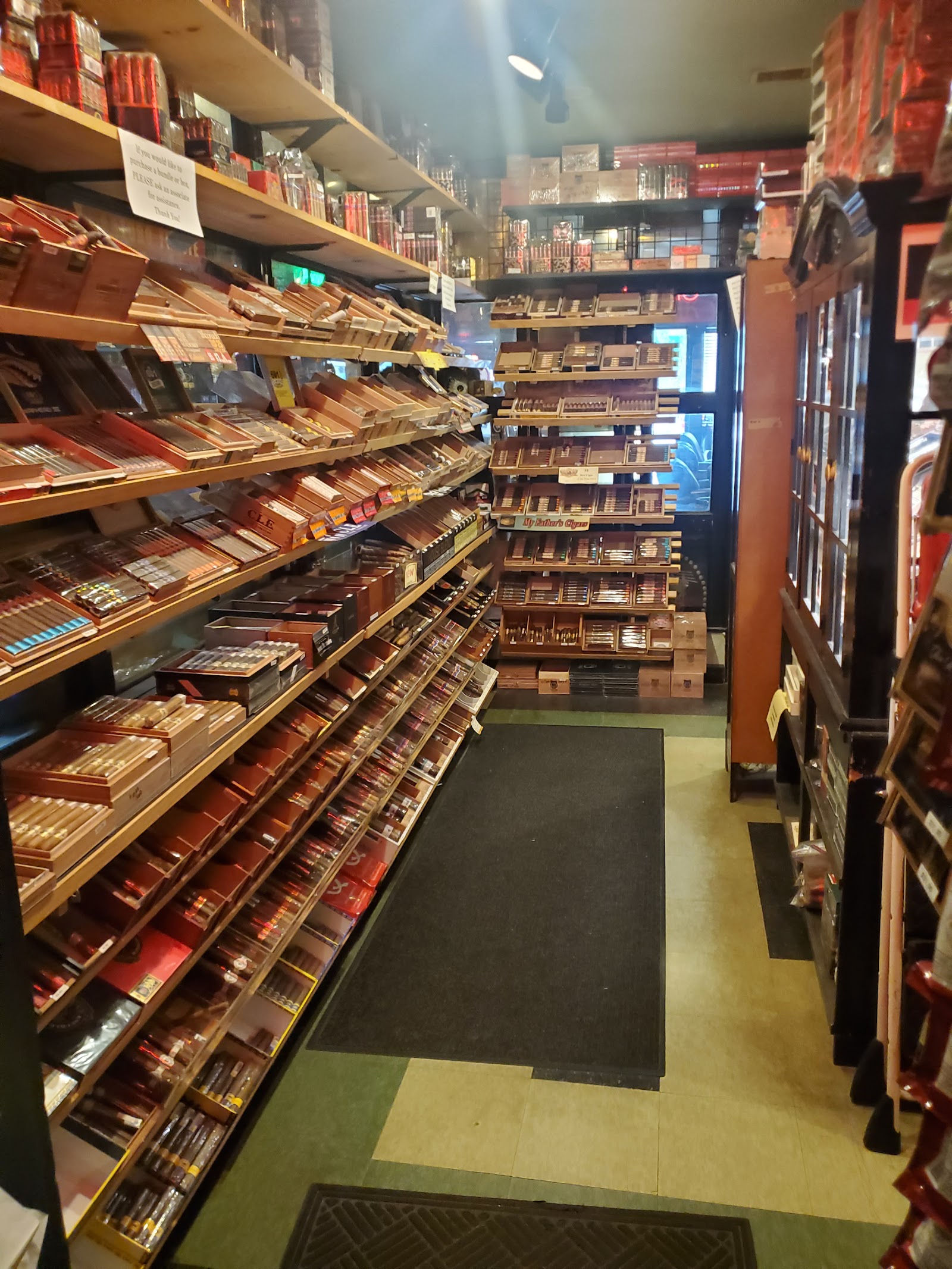 The Cigar Affair photo 4