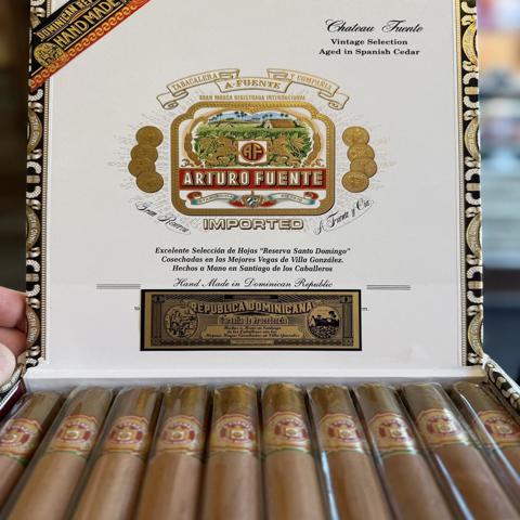 The Cigar Box photo 7
