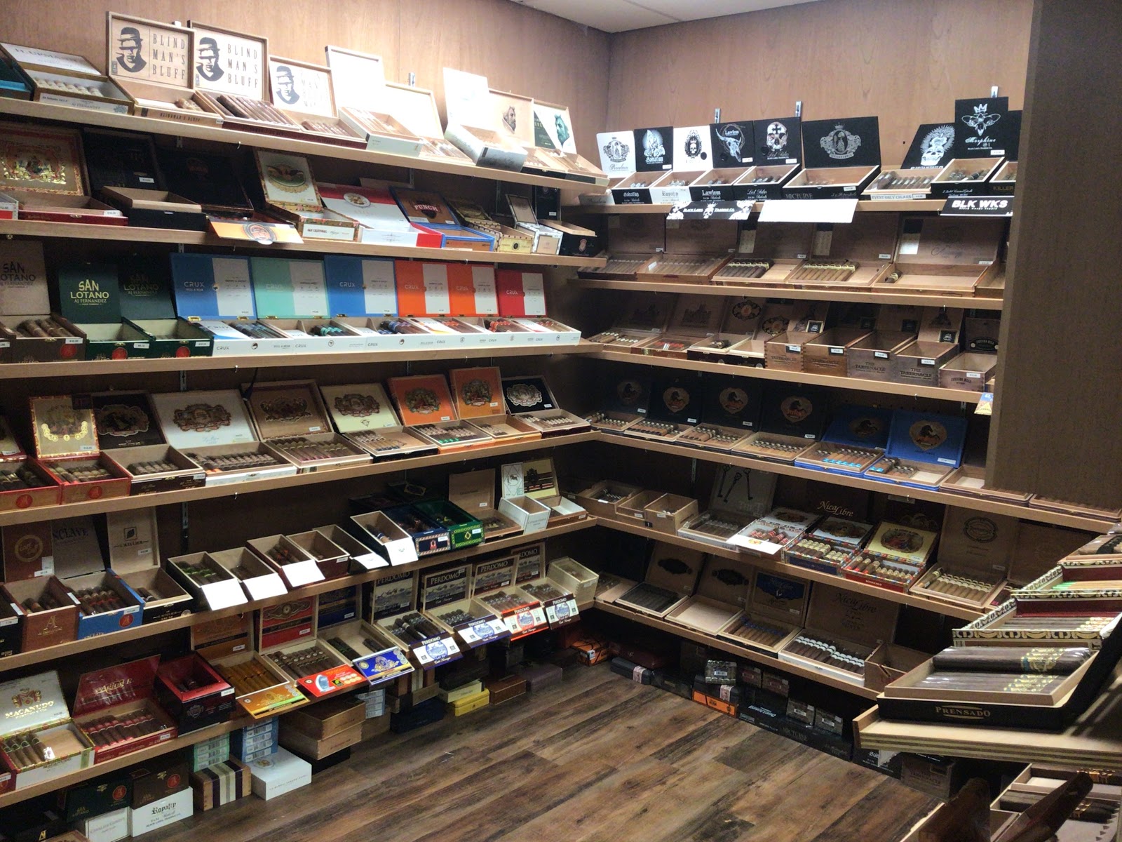 The Cigar Experience Cigar Shop photo 2