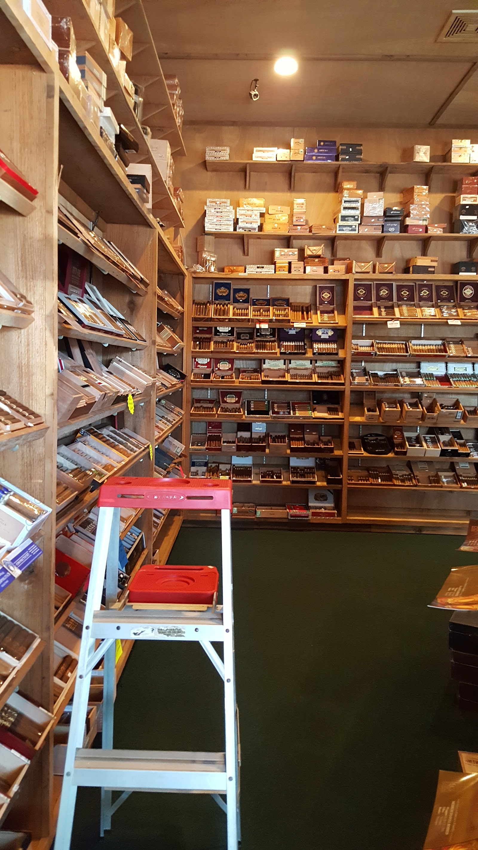 The Cigar Lounge - Plano (HQ) photo 4