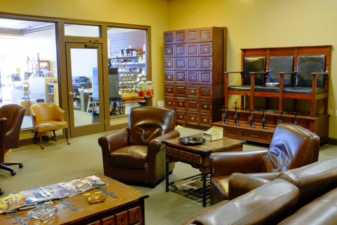 The Cigar Merchant of Roswell photo 3