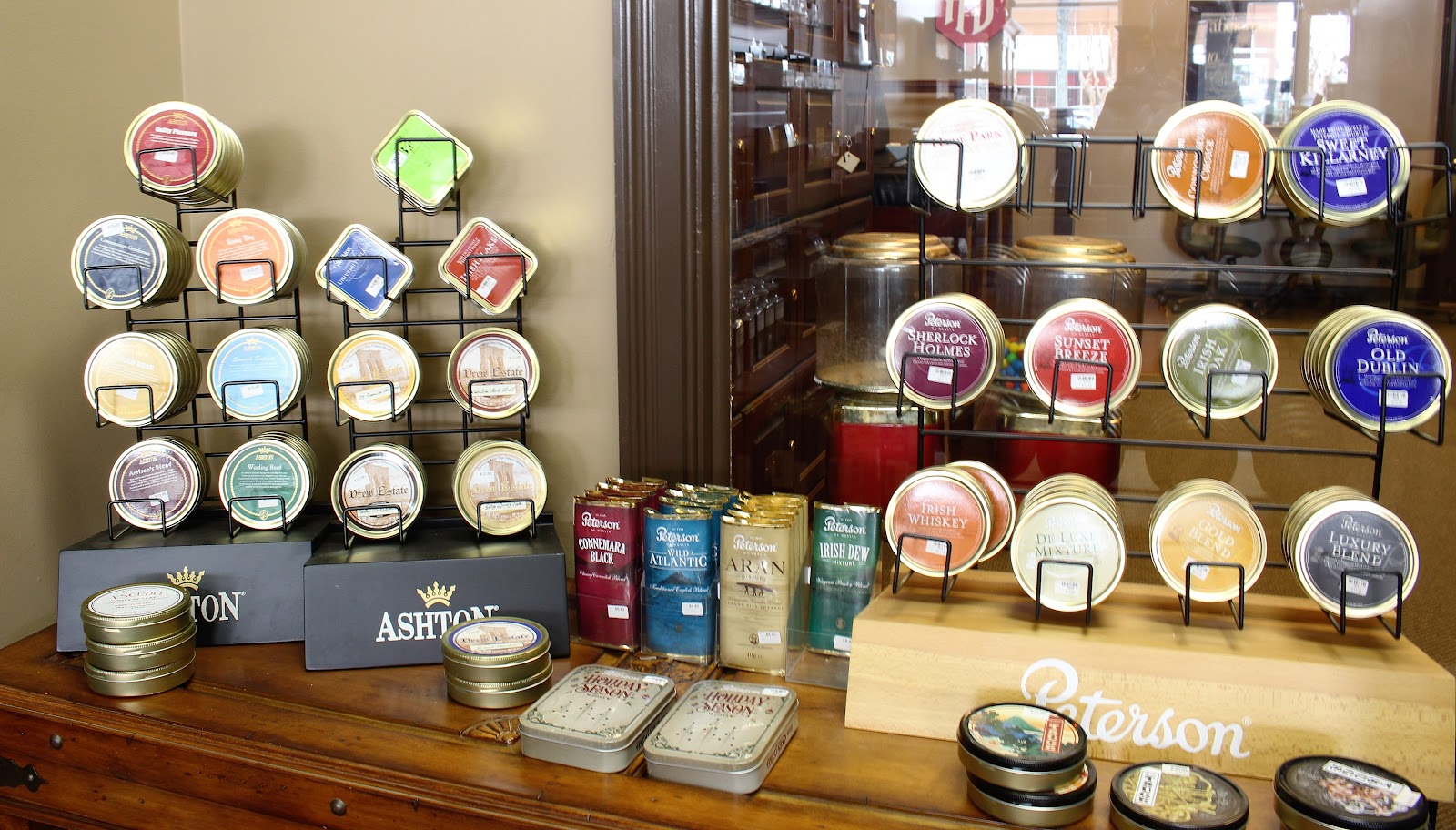 The Cigar Merchant of Roswell photo 4