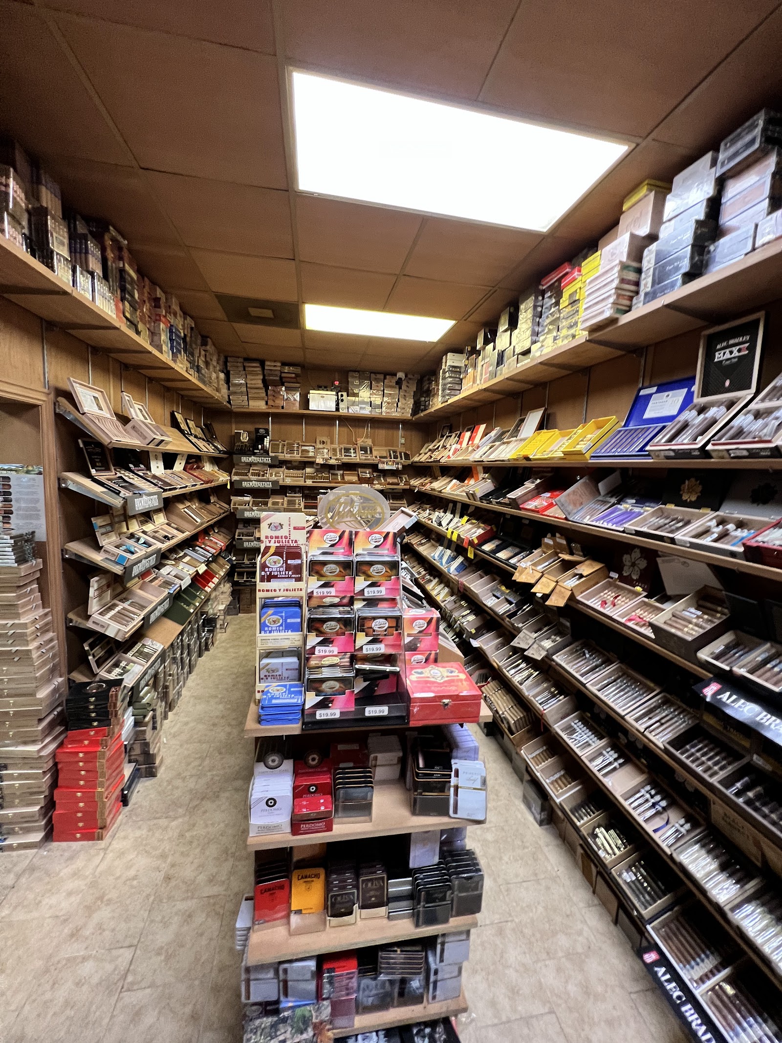 The Cigar Room, LLC (HQ) photo 3