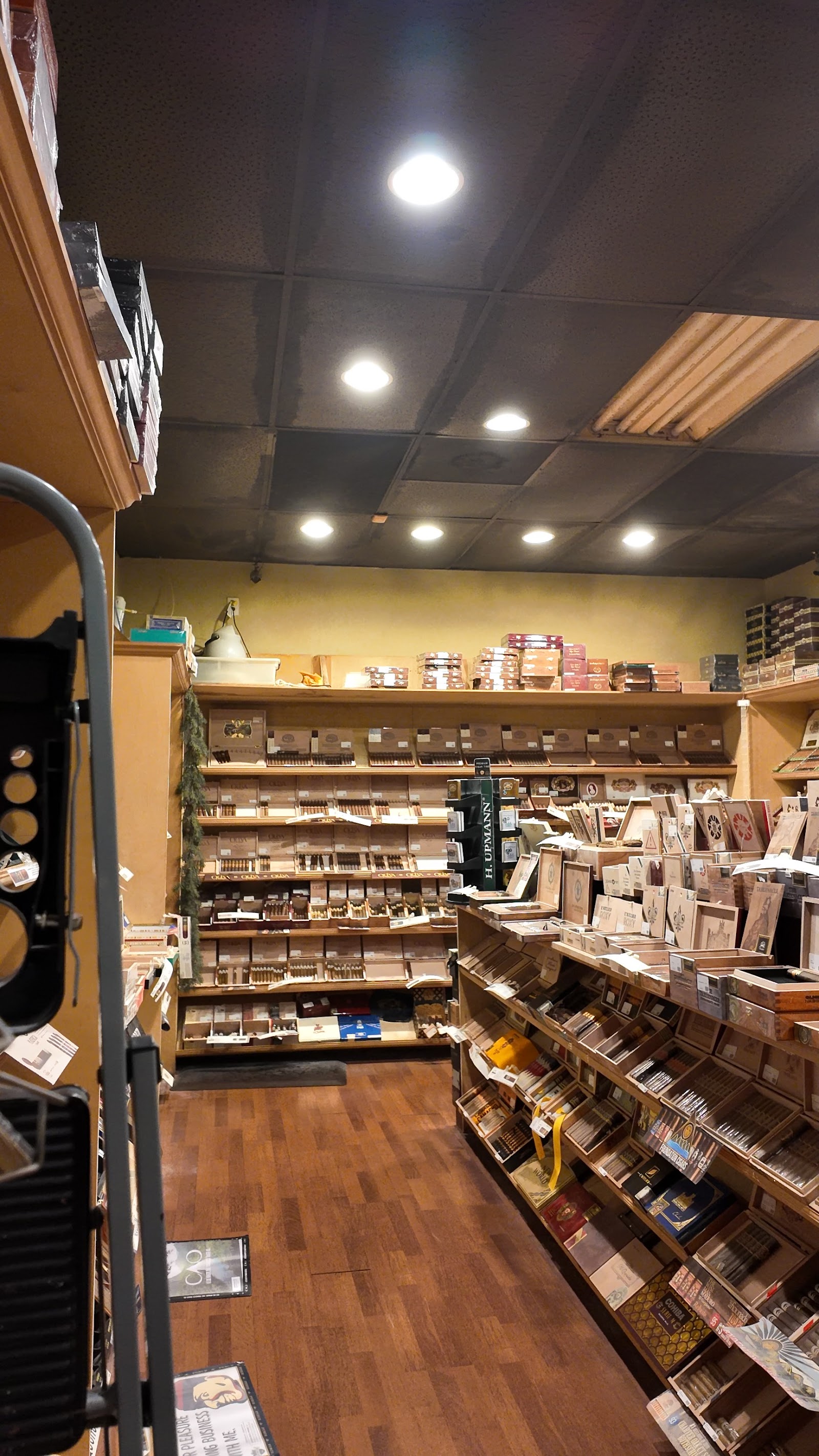 The Cigar Shop of Bird Road photo 4