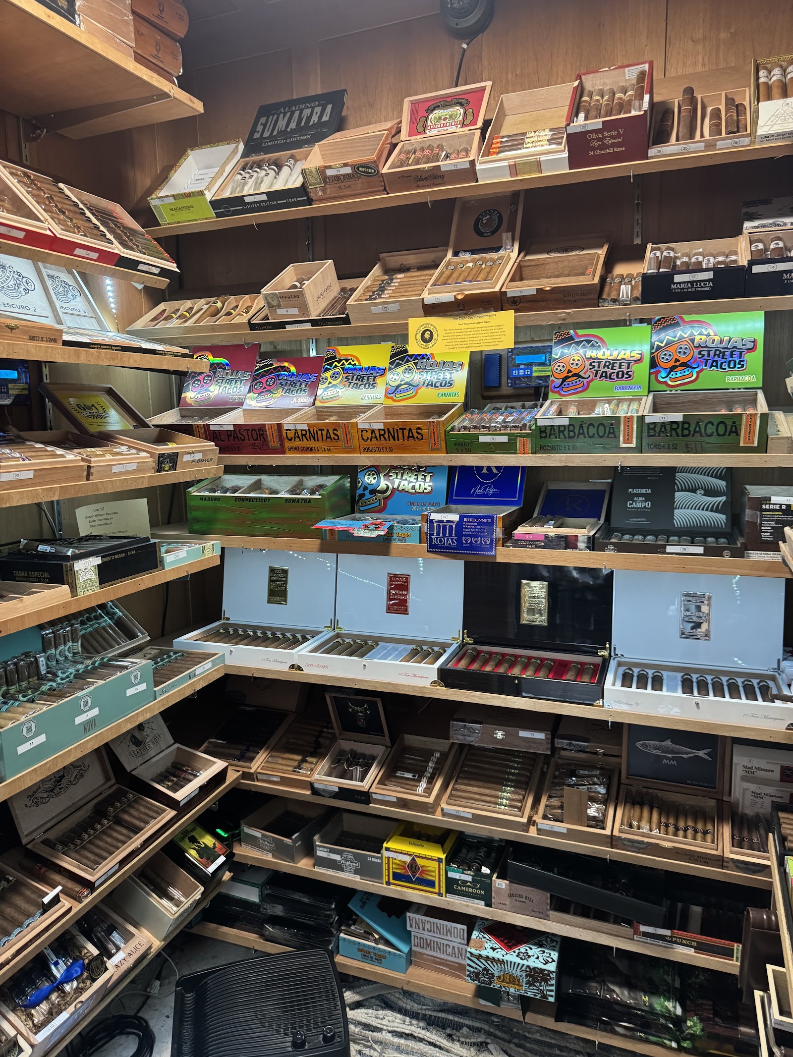 The Cigar Vault - Pacific, MO photo 6