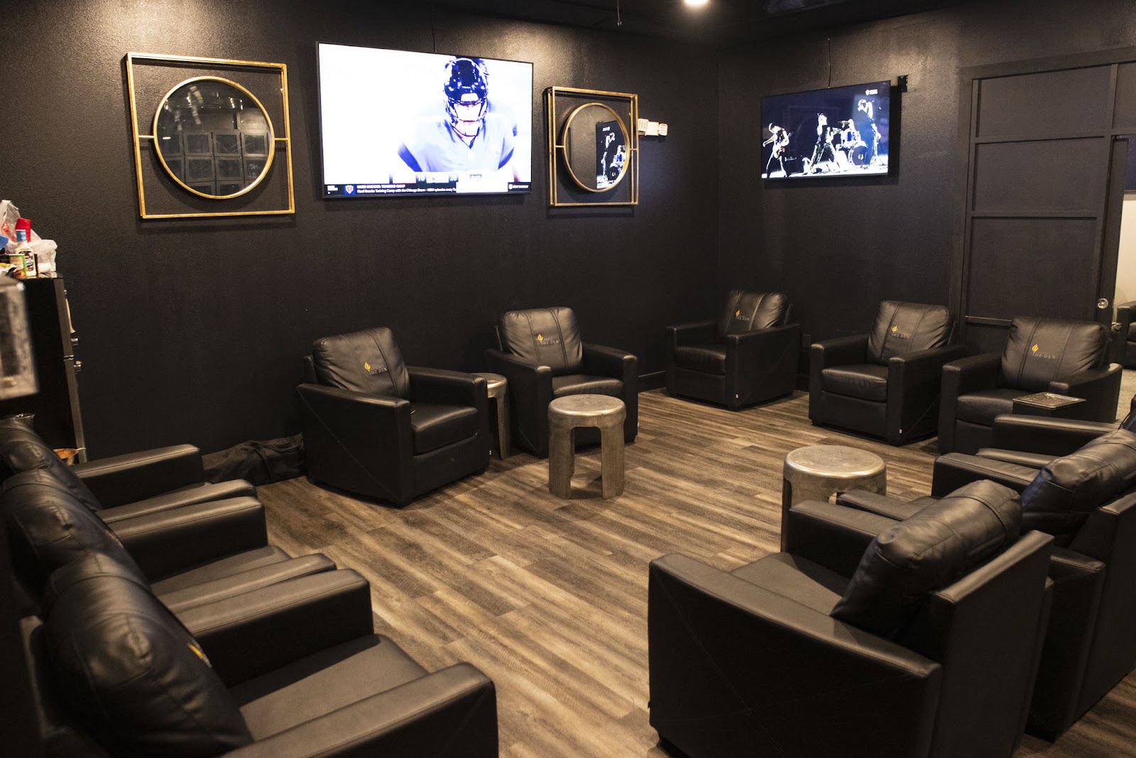 The Den Cigar Lounge photo 7