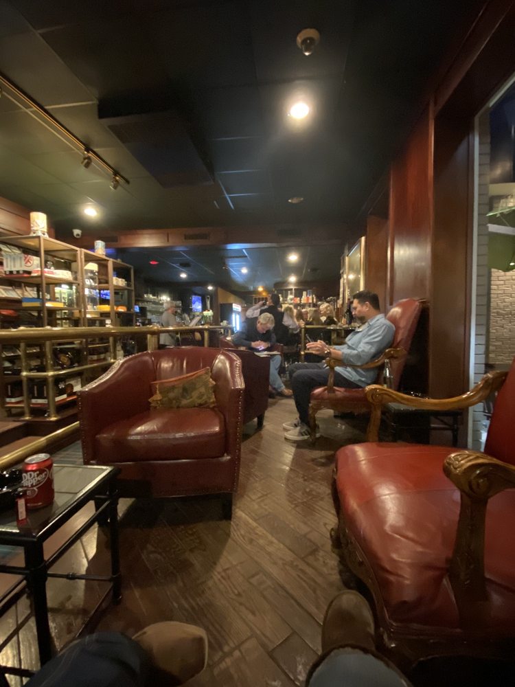 The Hemingway - Midland photo 4