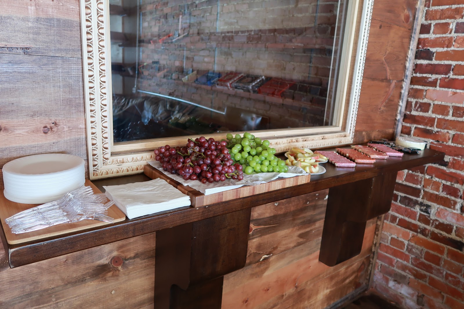 The Humidor Cigar, Wine & Jazz Lounge photo 9