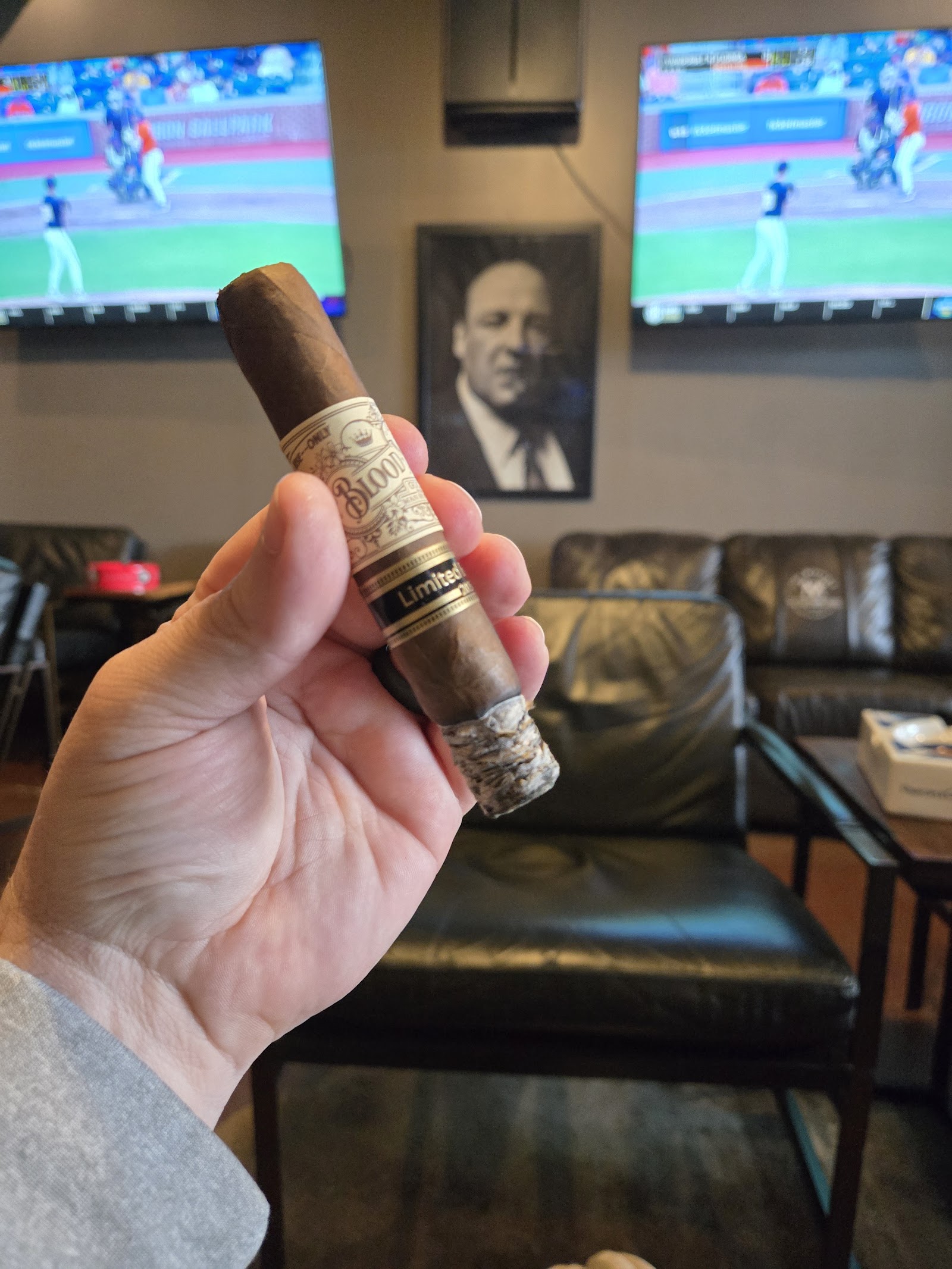 The Mission Cigar & Social photo 6