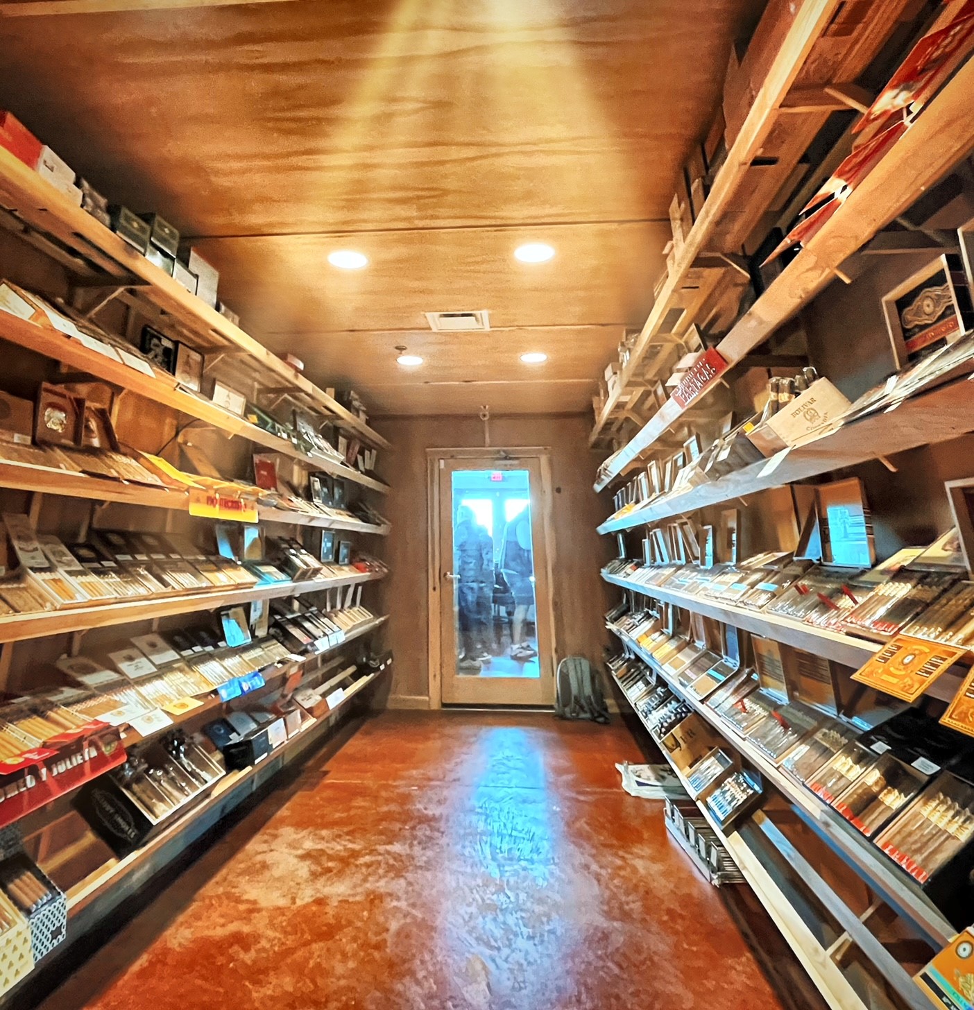 The Mission Cigar & Social photo 10
