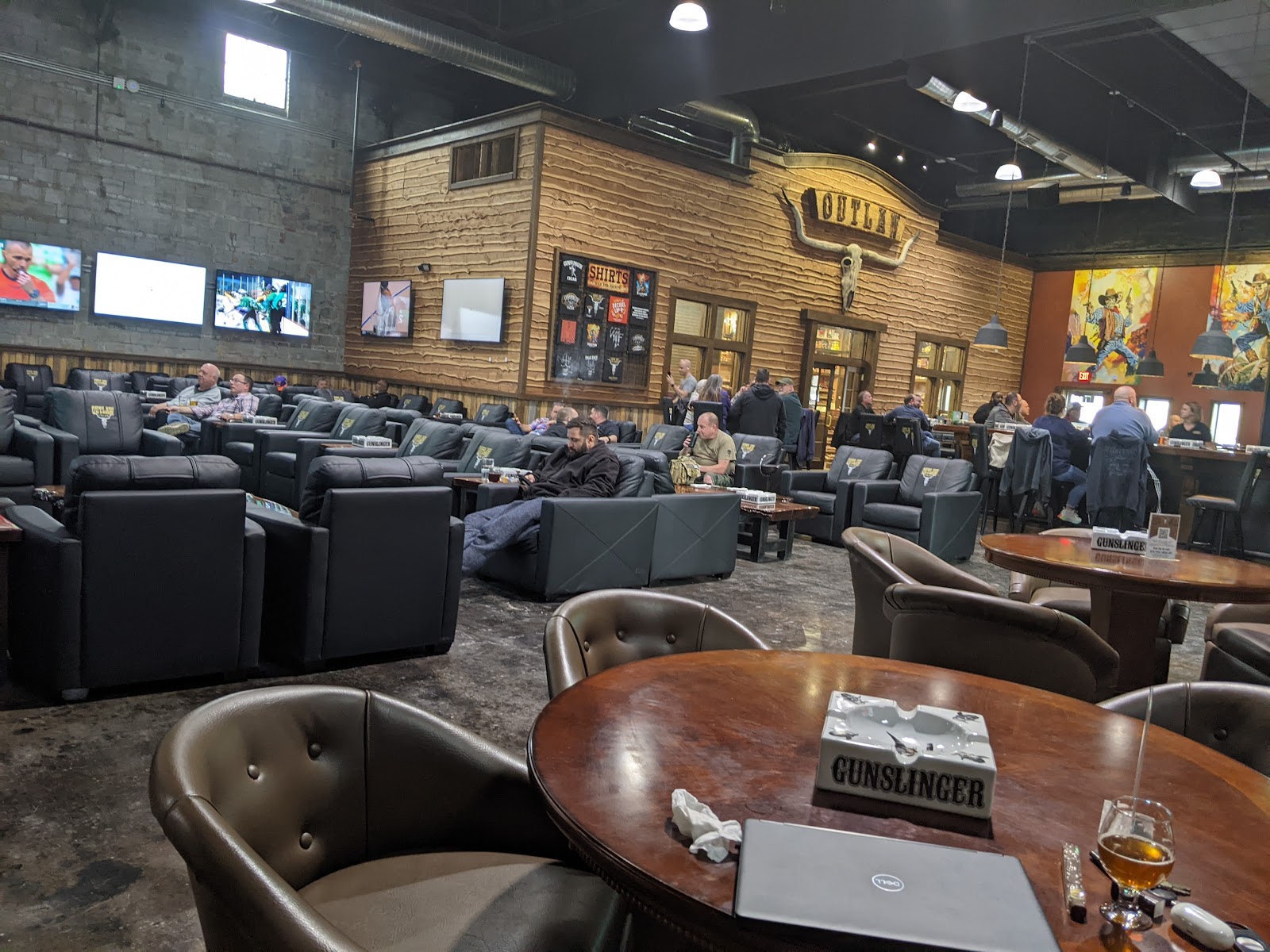 The Outlaw Cigar Co - Kansas City (HQ) photo 2