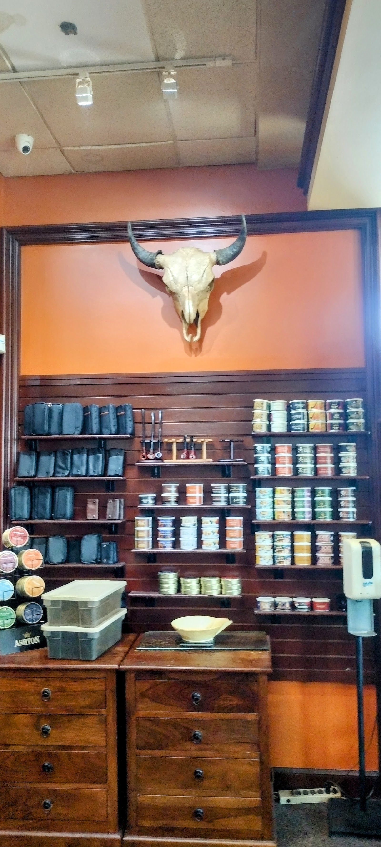 The Outlaw Cigar Co - Kansas City (HQ) photo 10