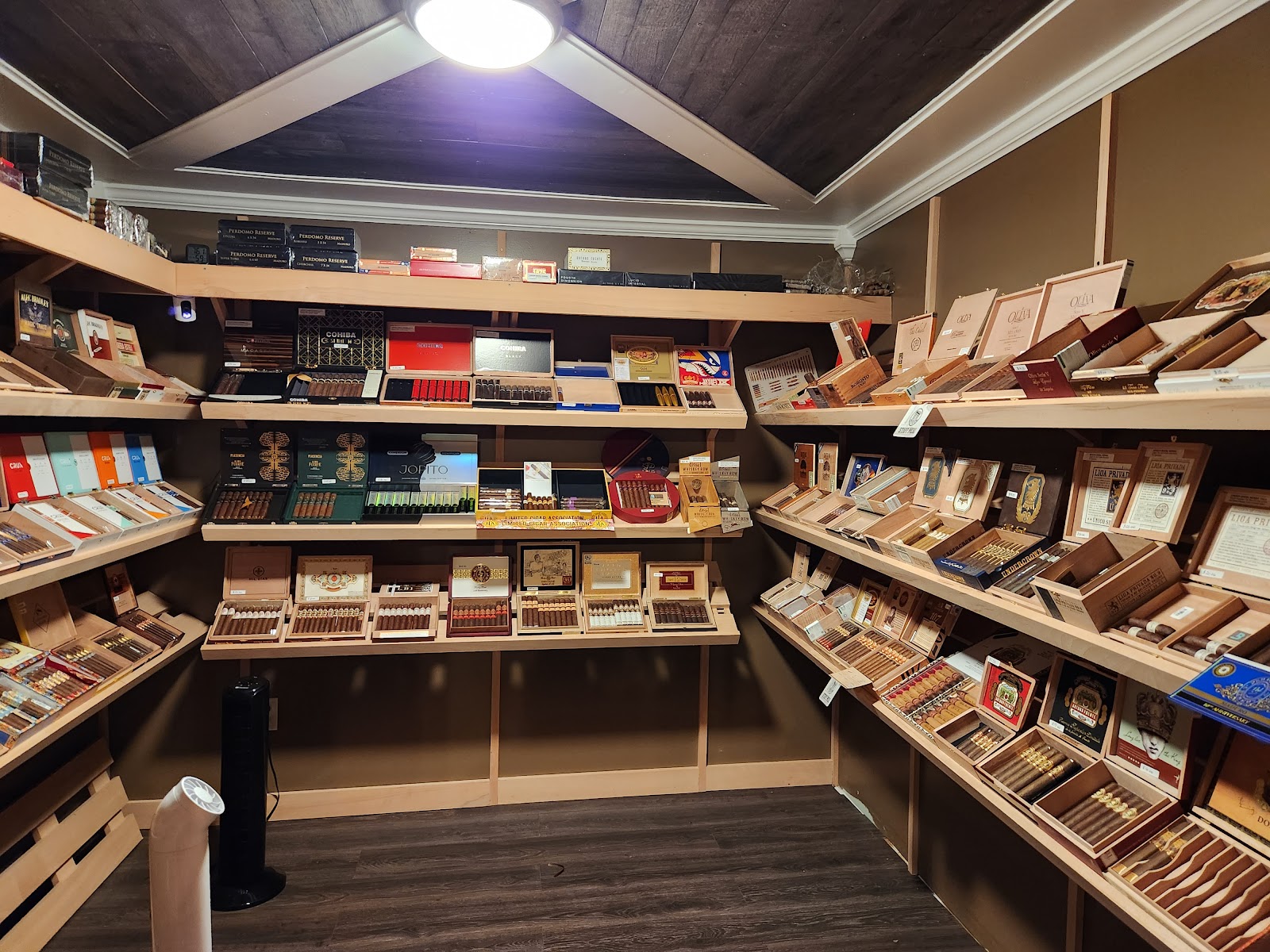 The Shop Cigar Lounge photo 9