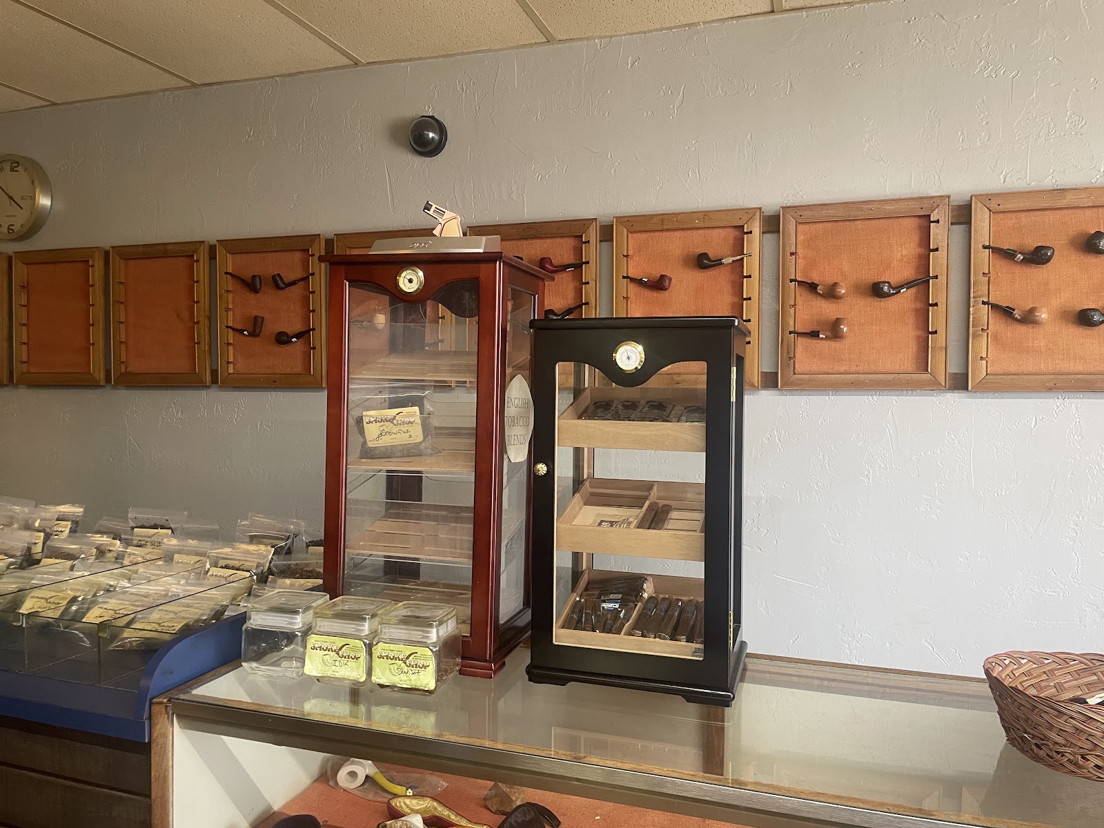 The Smoke Shop Inc photo 4