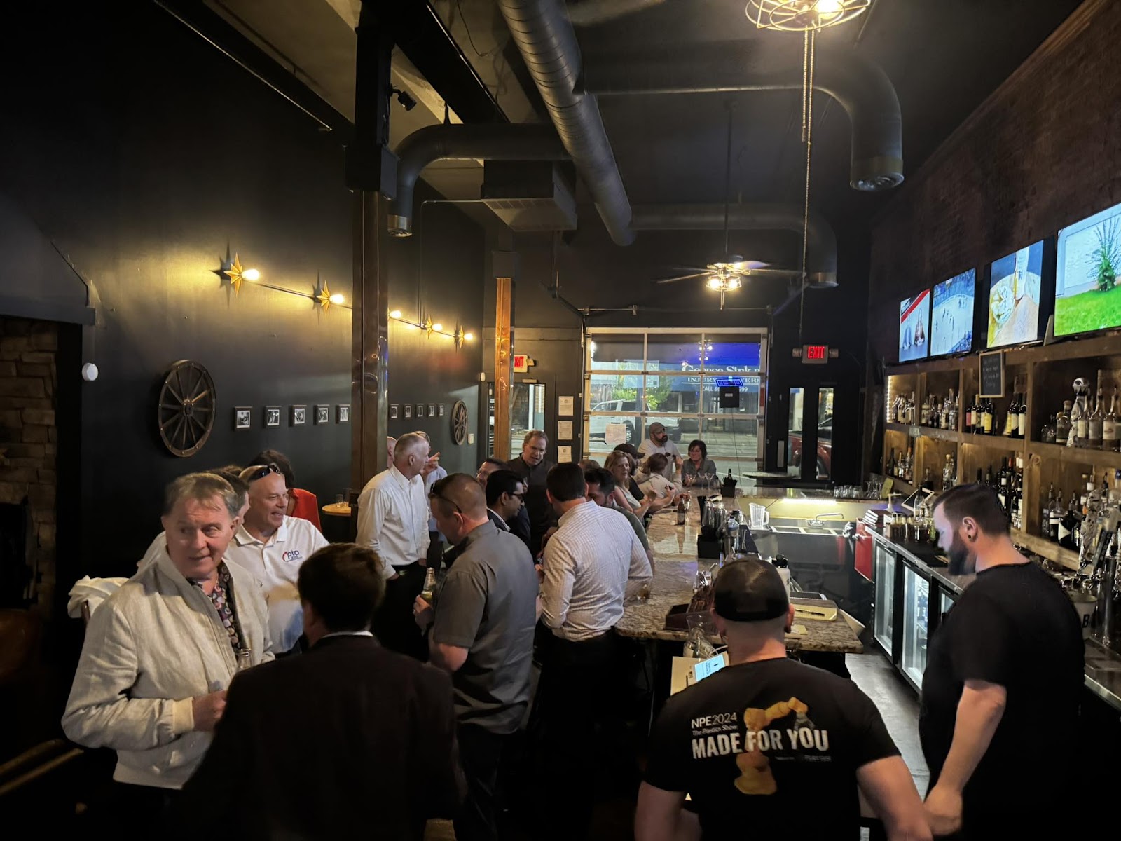 The Wheel & Fowl Cigar Bar photo 4