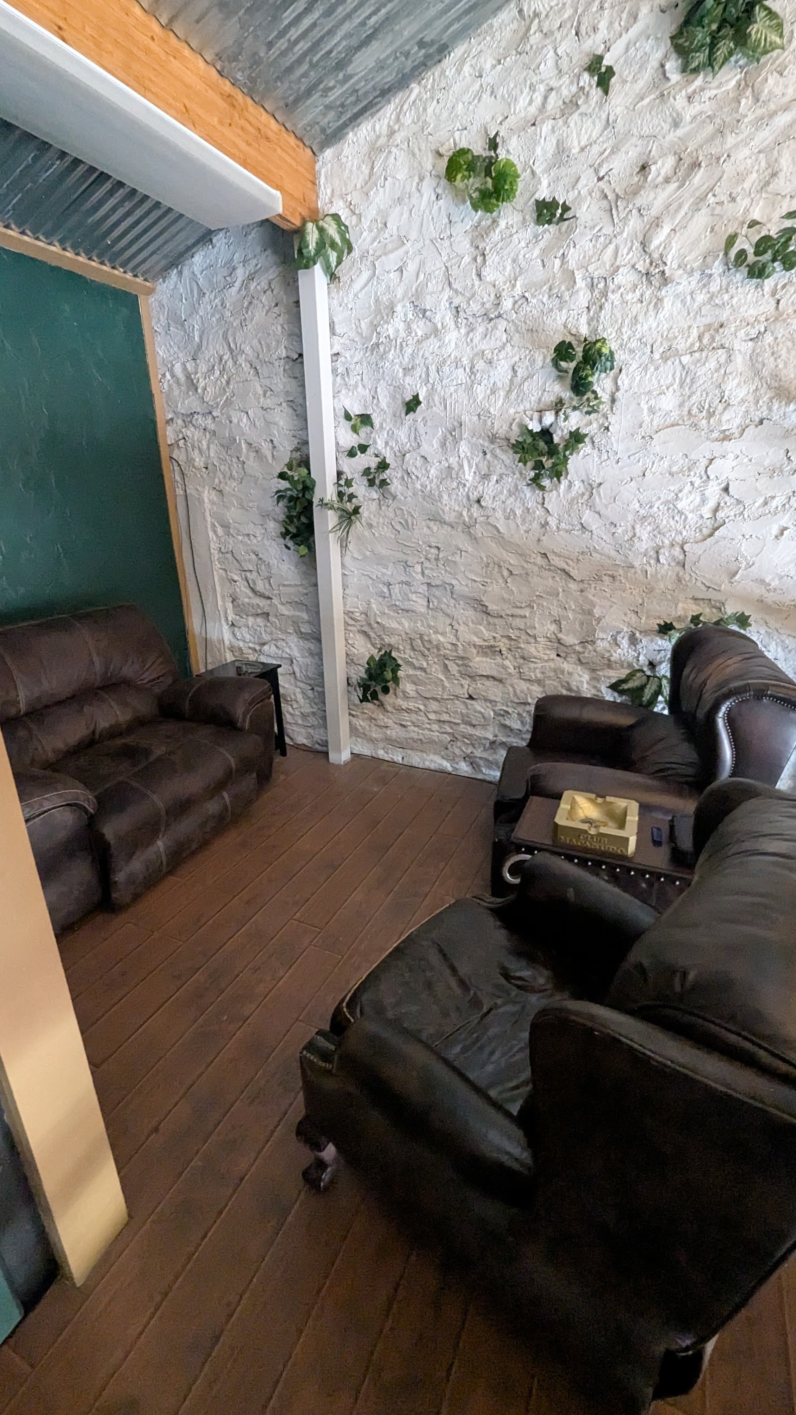 The Wild Hare Cigar Lounge photo 6