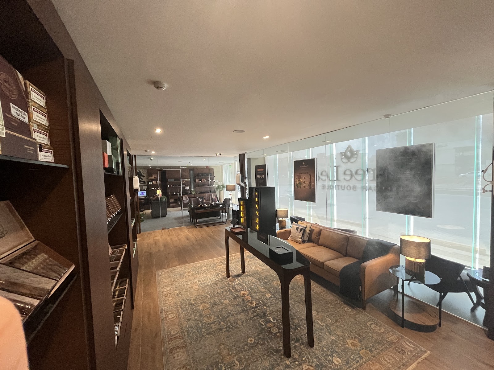 Three Leaf Cigar Boutique (HQ) photo 3