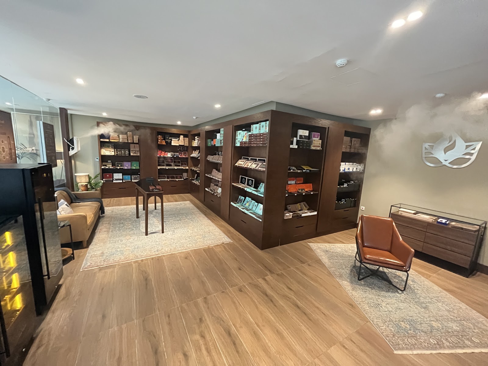 Three Leaf Cigar Boutique (HQ) photo 4