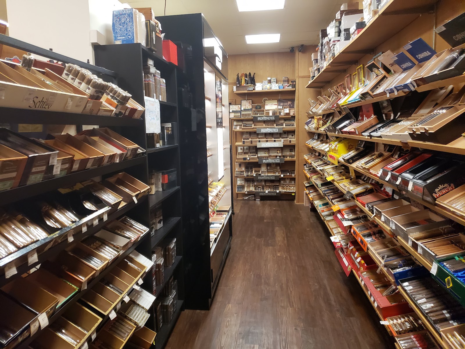 Tinder Box of Tennessee - Memphis, TN (Poplar) photo 5