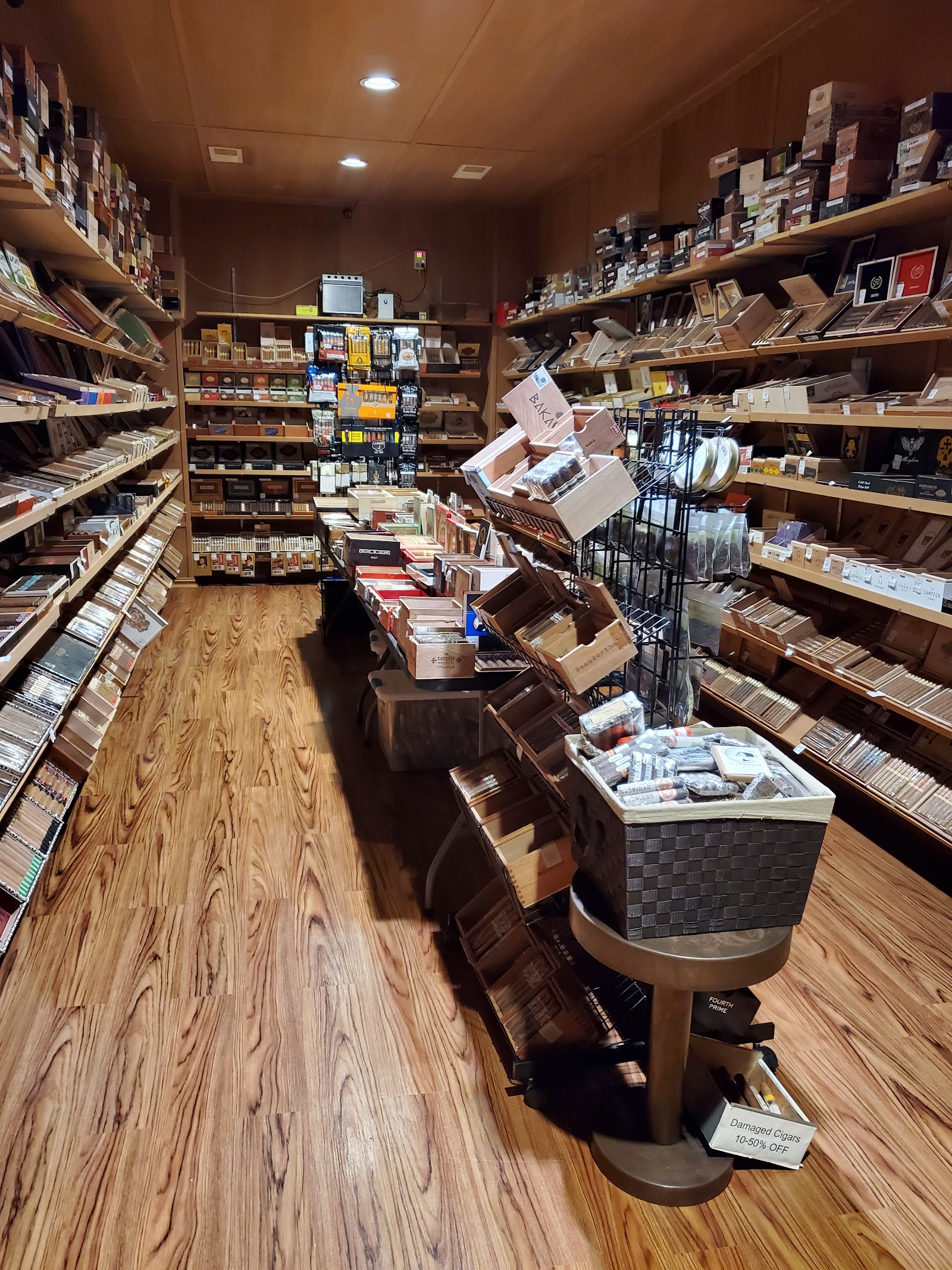 Tinder Box of Tennessee - Memphis, TN (South Main) photo 6