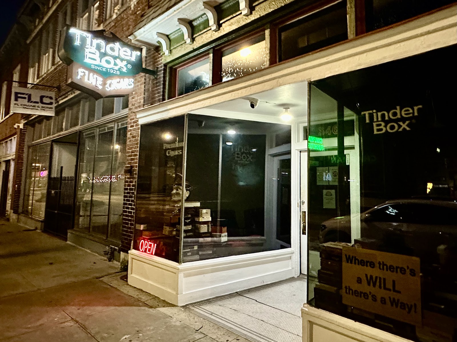 Tinder Box of Tennessee - Memphis, TN (South Main) photo 8