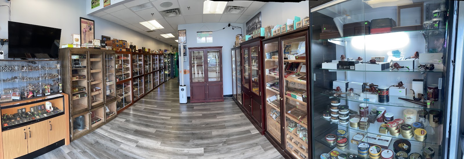 Tip Top Smoke Emporium photo 3