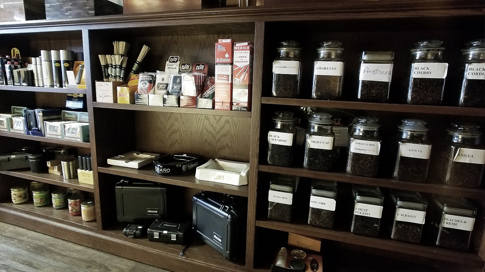 Tobacco Box photo 5
