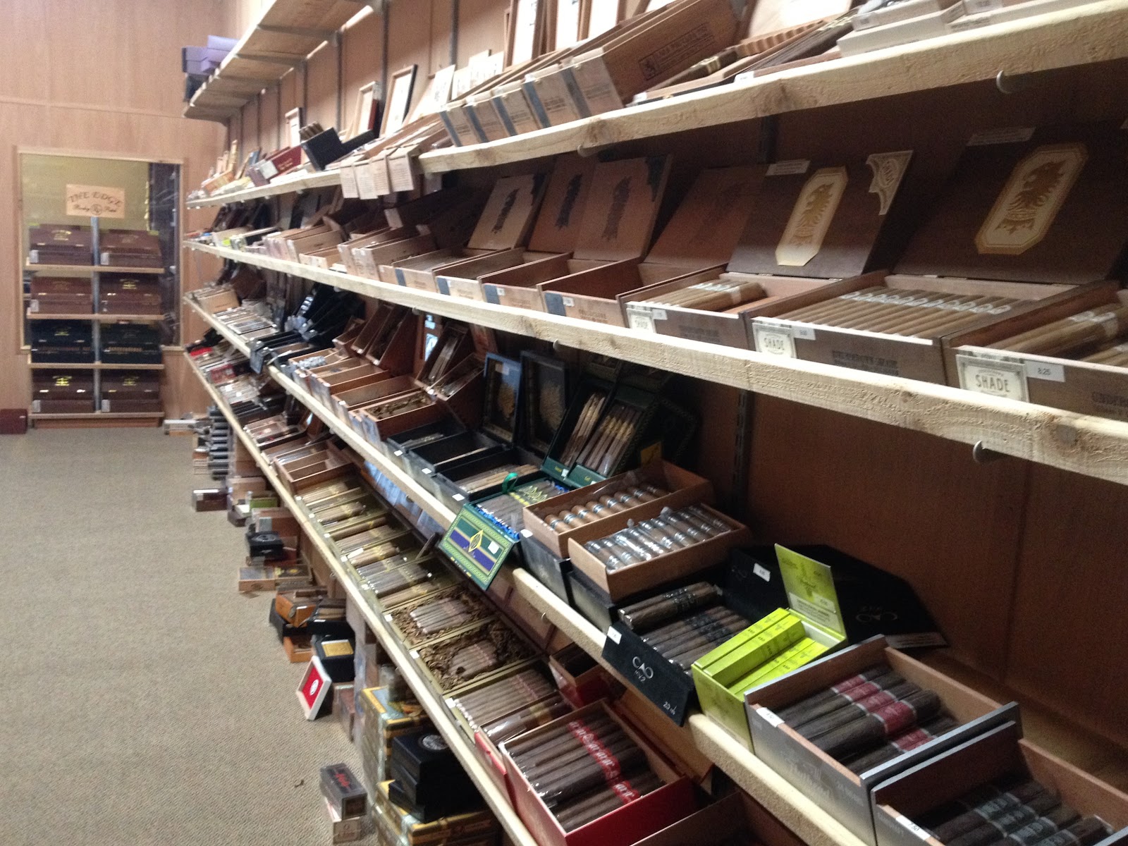 Tobacco Exchange - Moore, OK photo 5