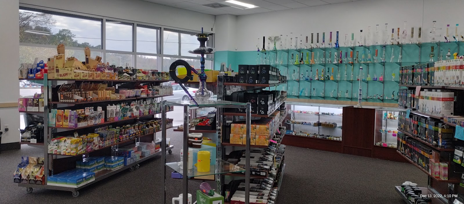 Tobacco Hub photo 10