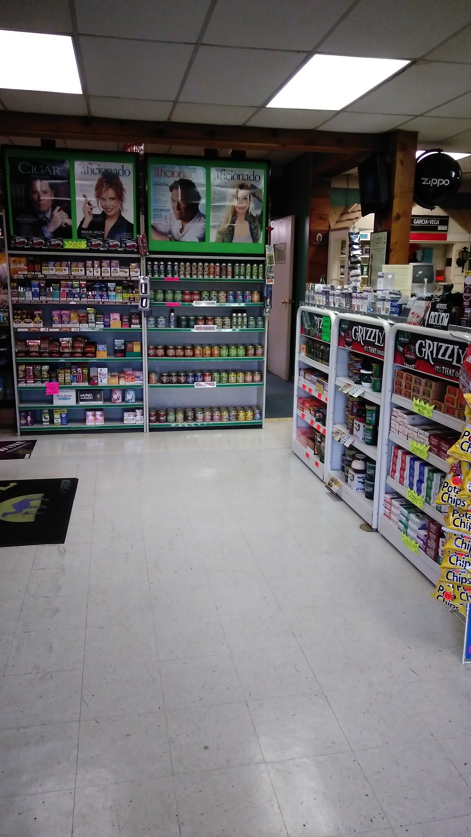 Tobacco Junction photo 3