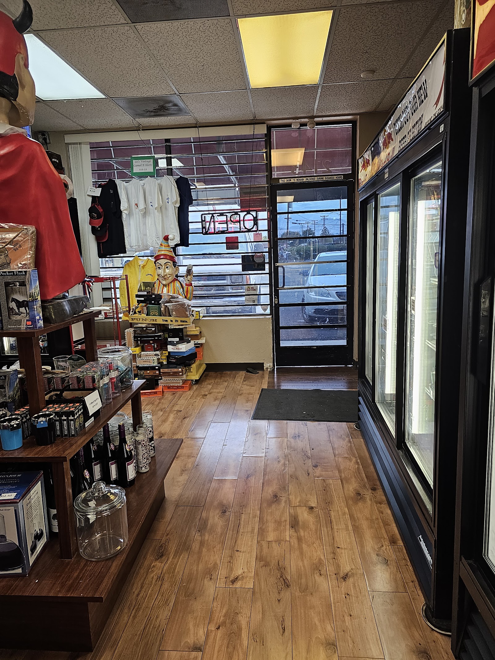 Tobacco 'N Brew photo 10