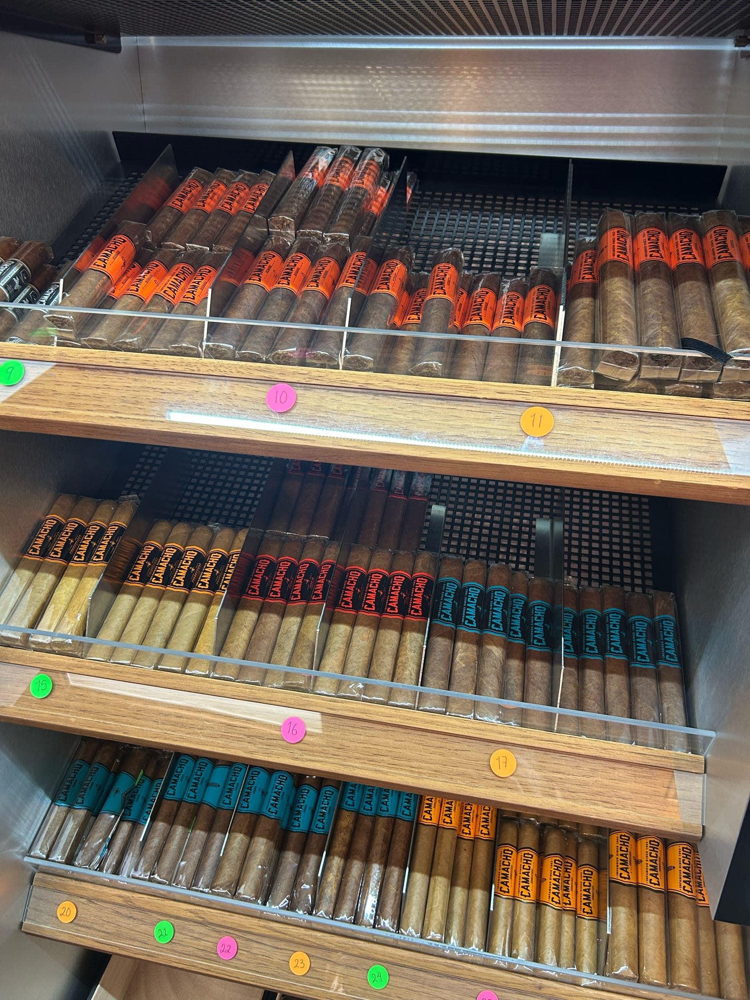 Tobacco Plus photo 4