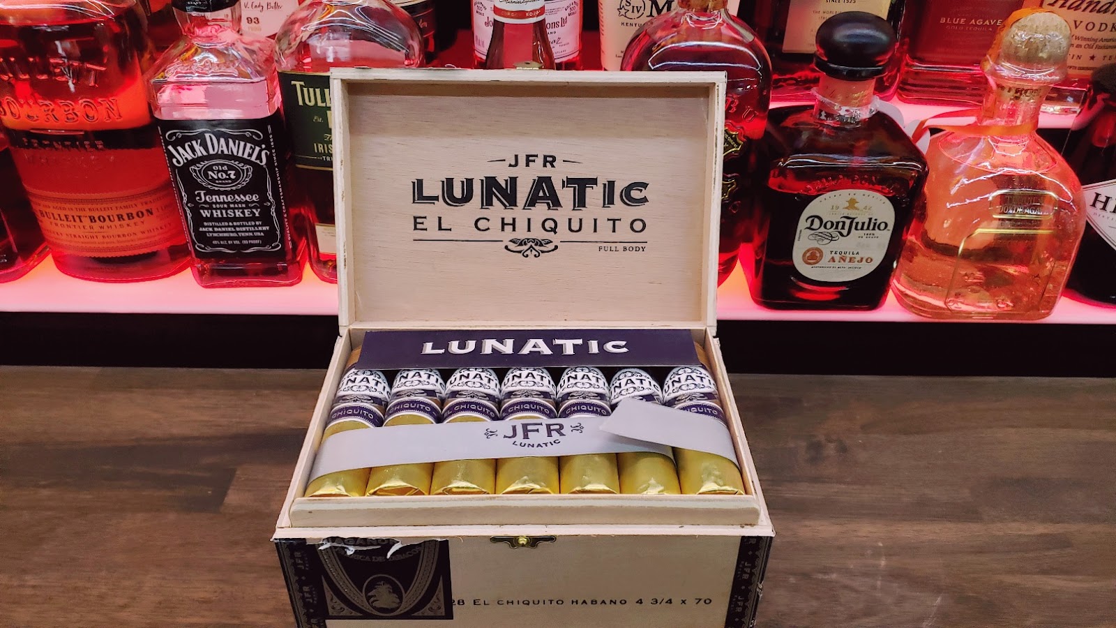 Tobacconist Shop & Lounge photo 6