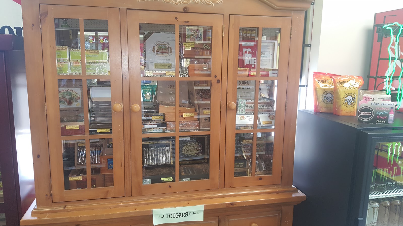 Tom's Super Shop #5/Smoker Friendly - Derby, KS photo 3