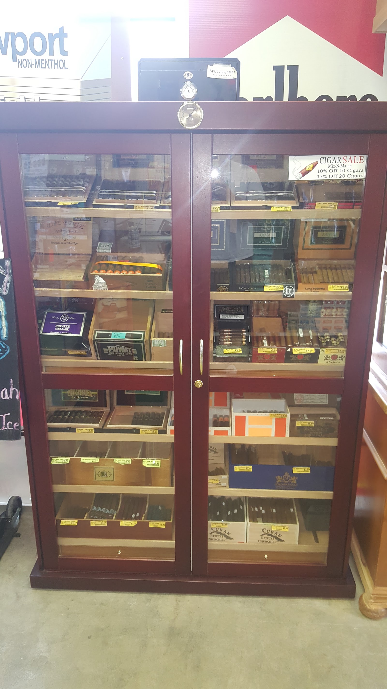 Tom's Super Shop #5/Smoker Friendly - Derby, KS photo 5