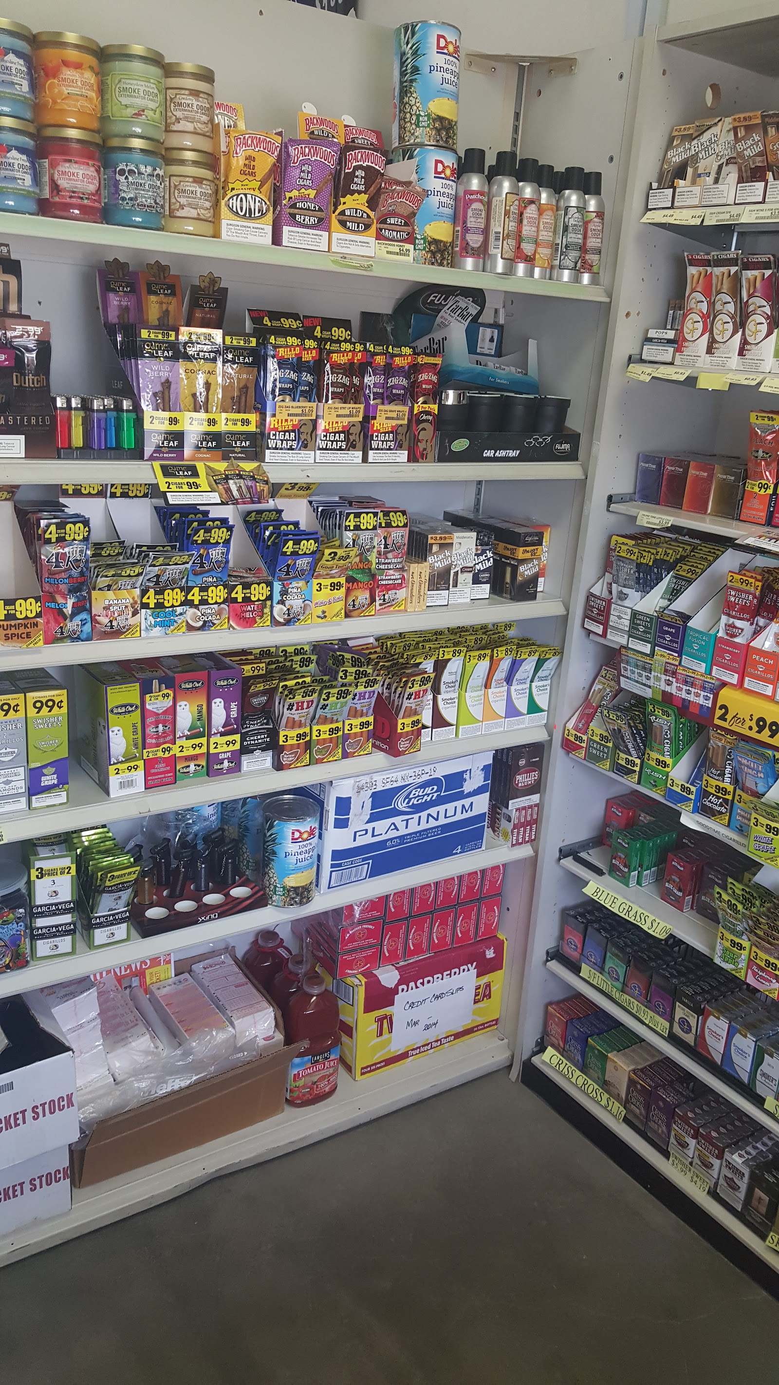 Tom's Super Shop #5/Smoker Friendly - Derby, KS photo 6