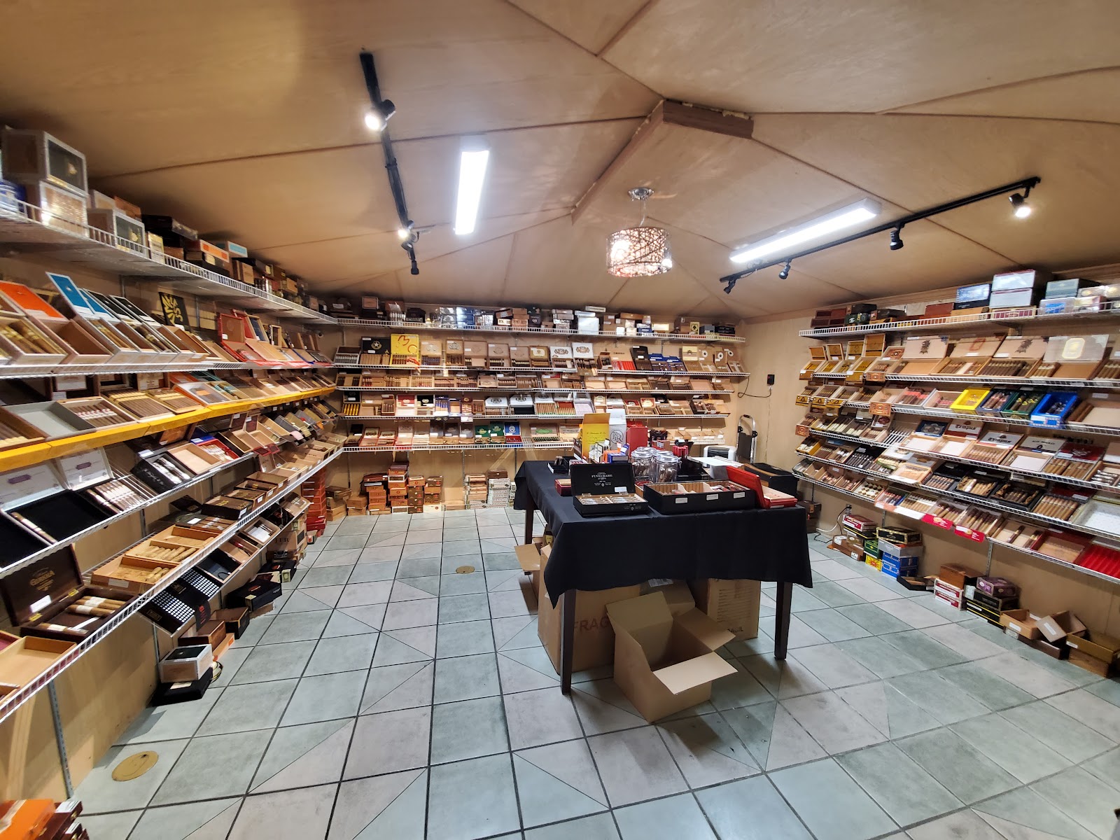 Top 10 Cigars (Store #2) photo 6