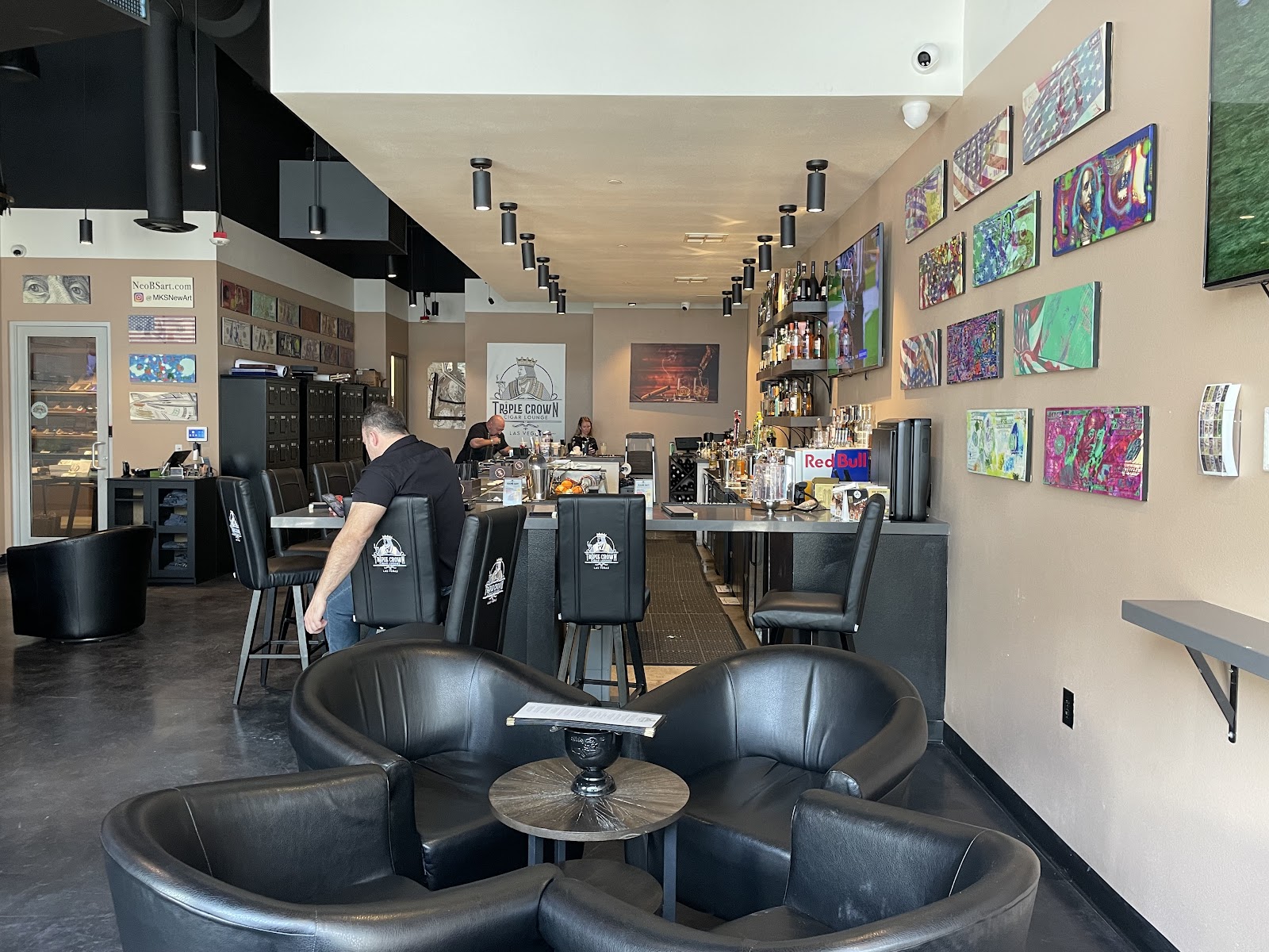 Triple Crown Cigar Lounge photo 7