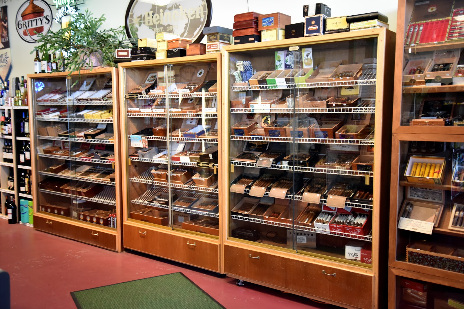 Tully's Beer & Wine Inc. photo 4