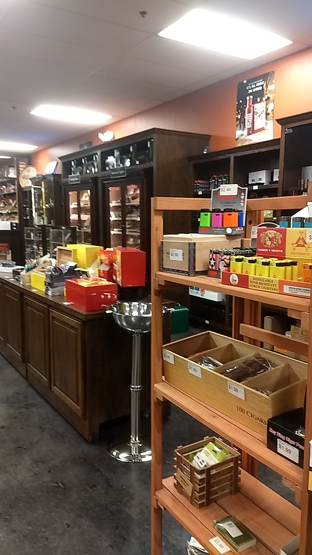 Tulsa Hills Cigar Cellar and Market photo 5