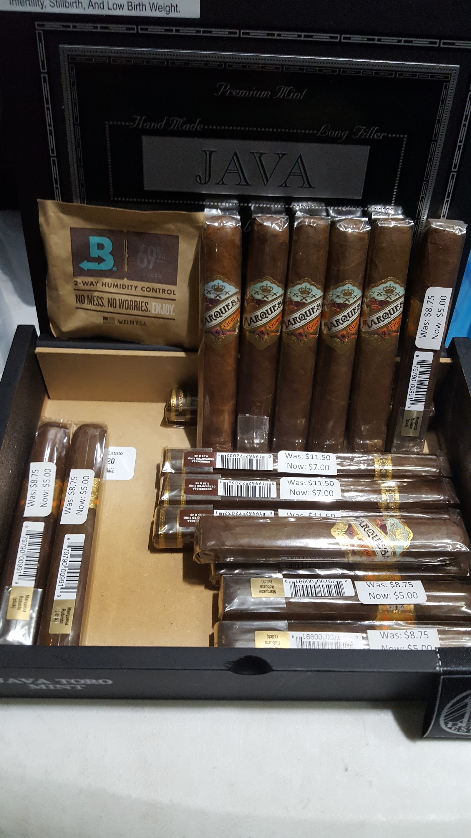 Tulsa Hills Cigar Cellar and Market photo 6
