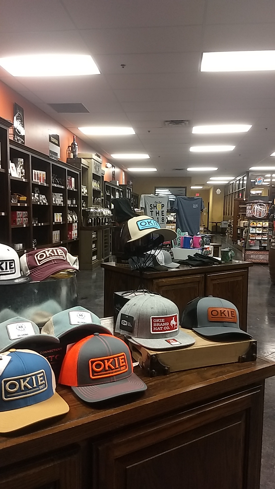 Tulsa Hills Cigar Cellar and Market photo 8