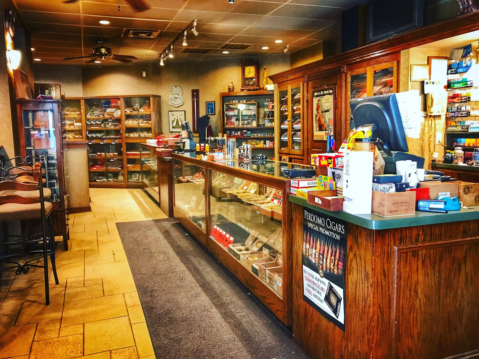 Uhle Tobacco Company photo 5